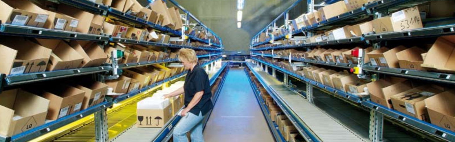 Warehouses with Picking to Tote. Quality Picking to Tote. SSI Schaefer. www.schaefershelving.com